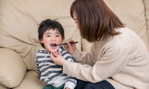 歯磨き　親子　子ども　歯磨き粉　いつ