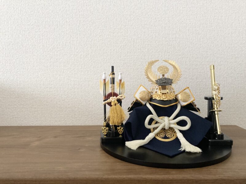 現代風の兜飾り